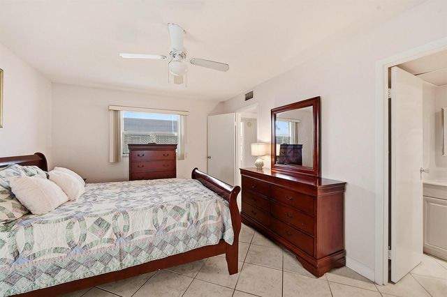 383 Saxony Lane H, Delray Beach, FL 33446