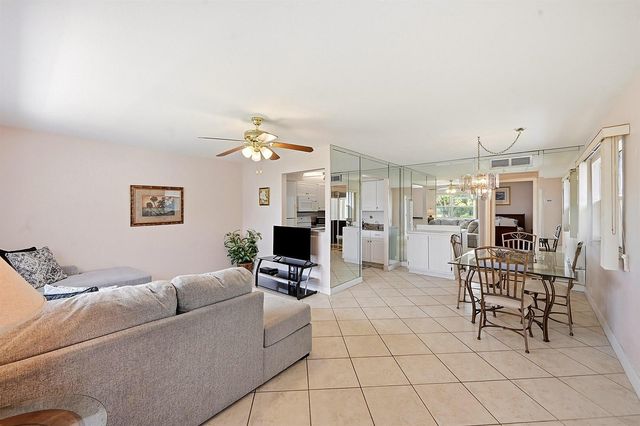 383 Saxony Lane H, Delray Beach, FL 33446