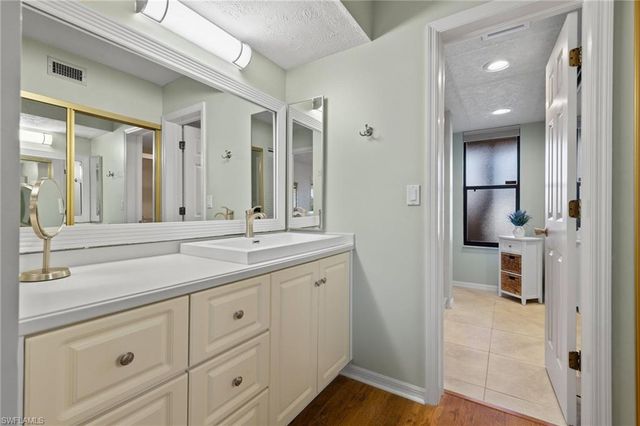 3736 SE 12th AVE # 101, Cape Coral, FL 33904