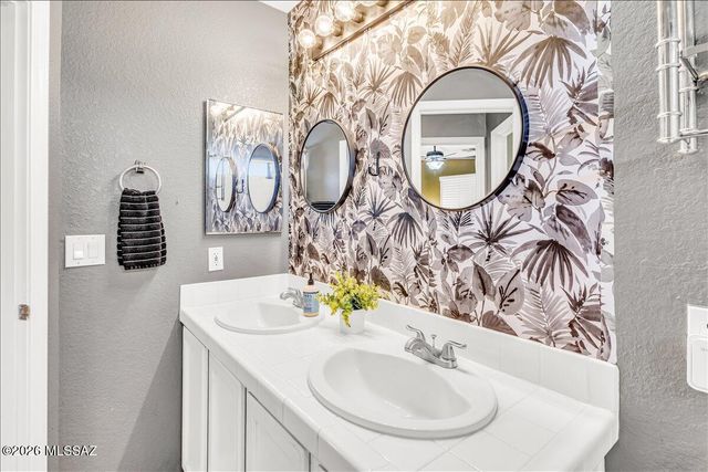 9054 E Muleshoe Street, Tucson, AZ 85747