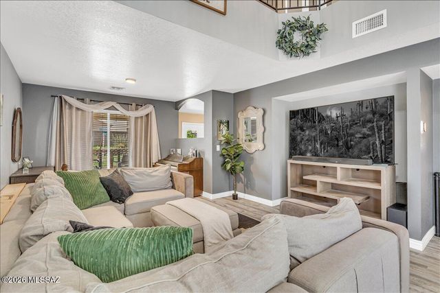 9054 E Muleshoe Street, Tucson, AZ 85747