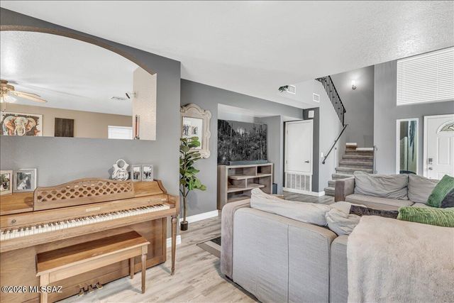 9054 E Muleshoe Street, Tucson, AZ 85747