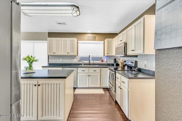 9054 E Muleshoe Street, Tucson, AZ 85747