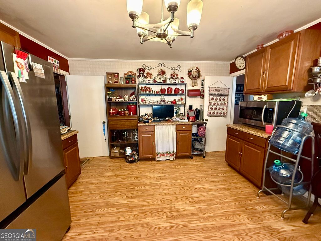 279 W Tate Street, Elberton, GA 30635 — photo 4