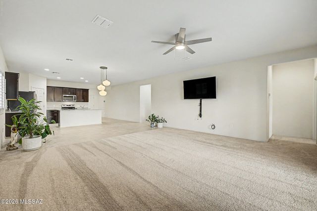 10818 W Claxton Drive, Marana, AZ 85653