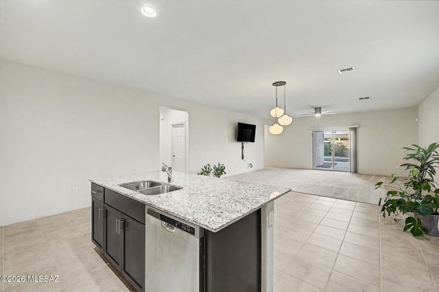 10818 W Claxton Drive, Marana, AZ 85653