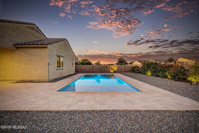 10818 W Claxton Drive, Marana, AZ 85653