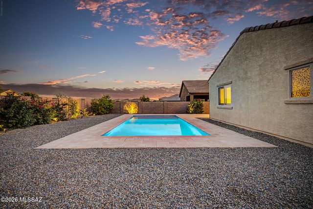 10818 W Claxton Drive, Marana, AZ 85653