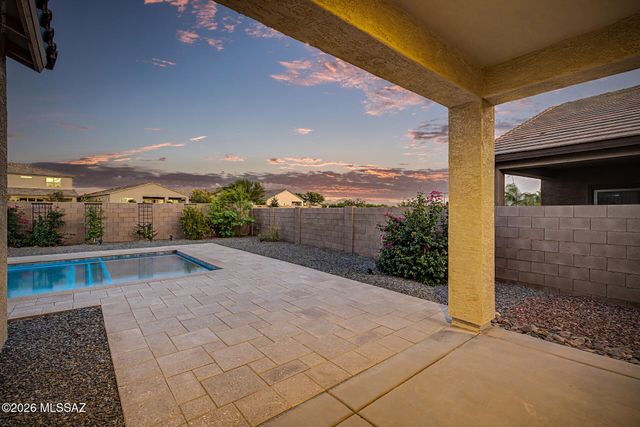 10818 W Claxton Drive, Marana, AZ 85653