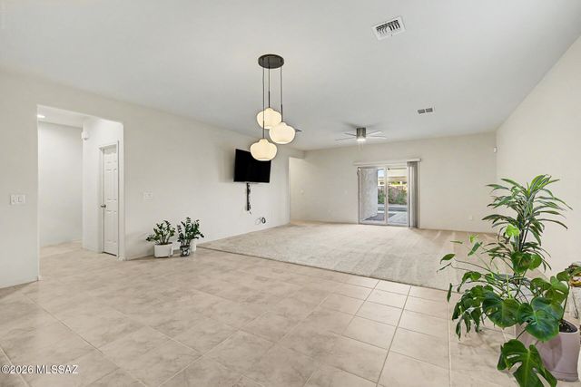 10818 W Claxton Drive, Marana, AZ 85653