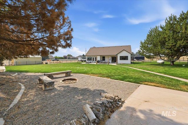 11650 Willis Dr, Middleton, ID 83644
