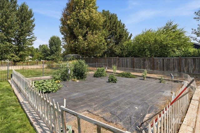 11650 Willis Dr, Middleton, ID 83644