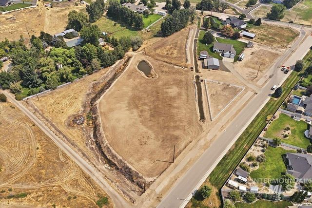 11650 Willis Dr, Middleton, ID 83644