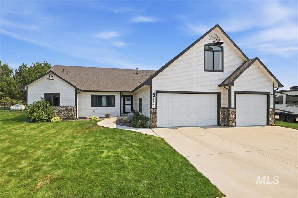11650 Willis Dr, Middleton, ID 83644 photo 2