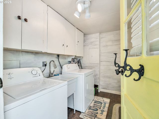 480 S COLUMBIA St, Seaside, OR 97138