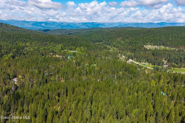 NNA Susie Q Ln, Sandpoint, ID 83864