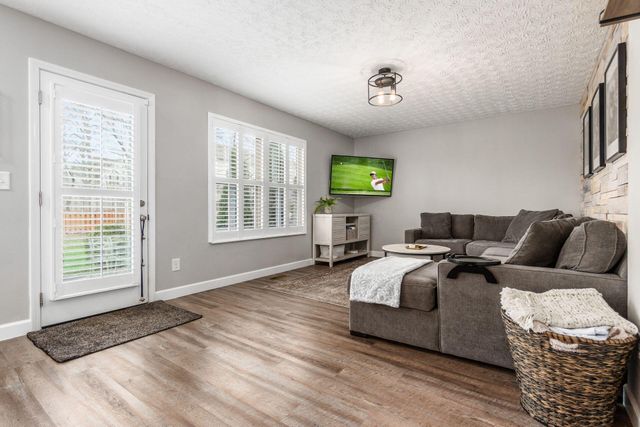 9105 Misty Dawn Drive, Columbus, OH 43240