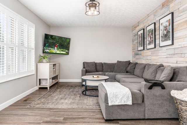 9105 Misty Dawn Drive, Columbus, OH 43240