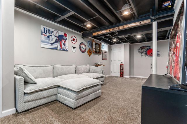 9105 Misty Dawn Drive, Columbus, OH 43240