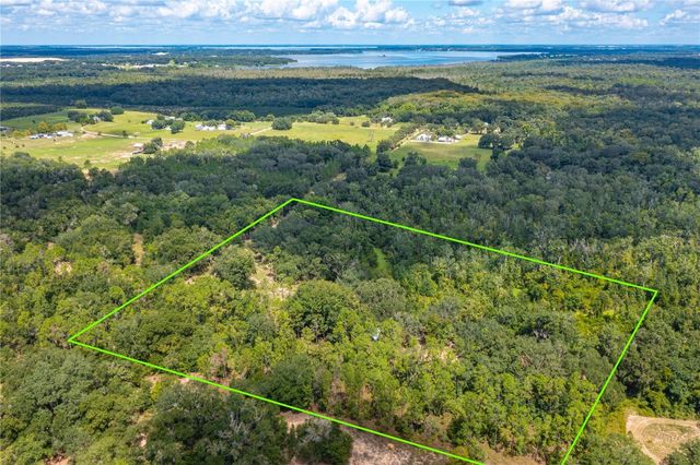 22406 BELGARD LANE, Astatula, FL 34705