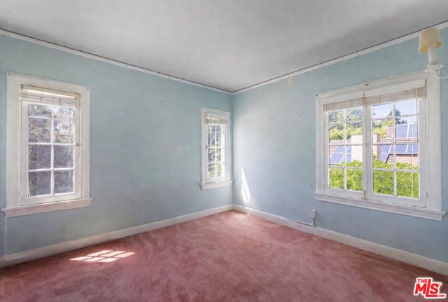 2007 N Hobart Boulevard, Los Angeles, CA 90027