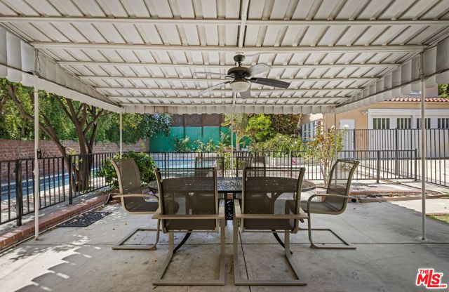 2007 N Hobart Boulevard, Los Angeles, CA 90027