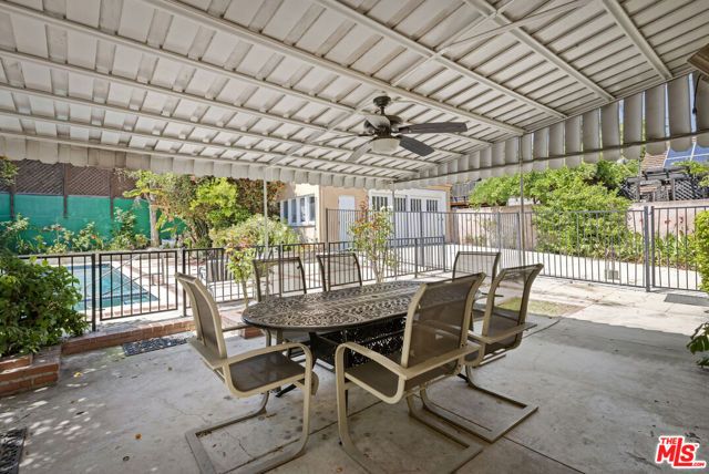 2007 N Hobart Boulevard, Los Angeles, CA 90027