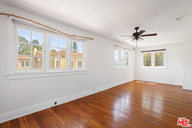 2007 N Hobart Boulevard, Los Angeles, CA 90027