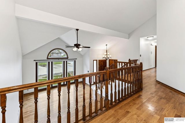 15610 Franklin Circle, Omaha, NE 68118