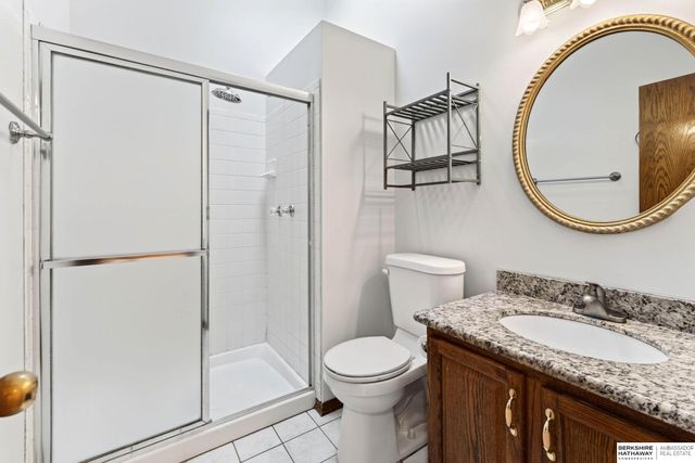 15610 Franklin Circle, Omaha, NE 68118