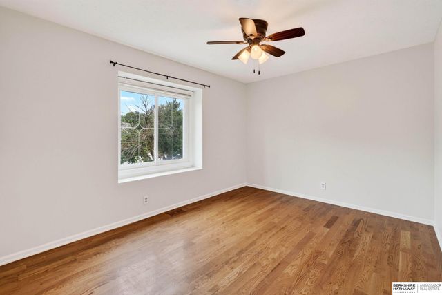 15610 Franklin Circle, Omaha, NE 68118