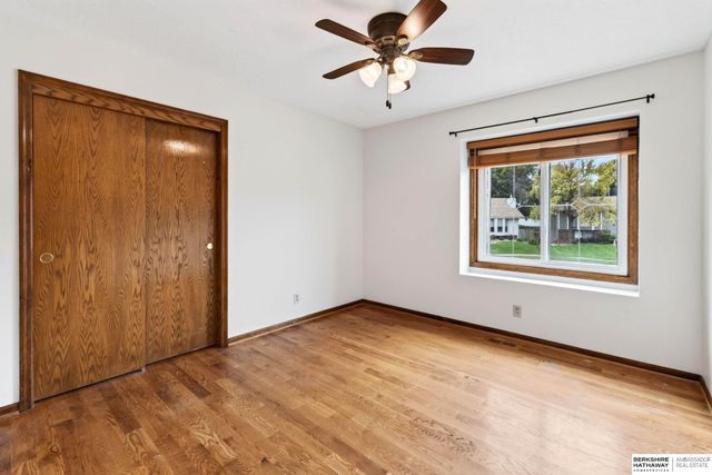 15610 Franklin Circle, Omaha, NE 68118