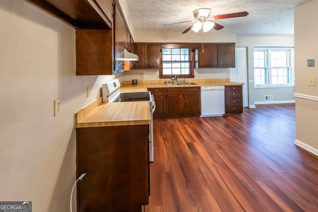 4597 E Glen Ridge Circle, Winston, GA 30187