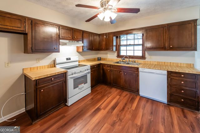 4597 E Glen Ridge Circle, Winston, GA 30187