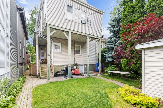 1330 W Norwood Avenue, Chicago, IL 60660