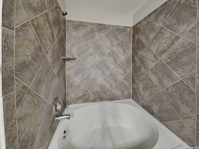 4330 Safe, San Antonio, TX 78244