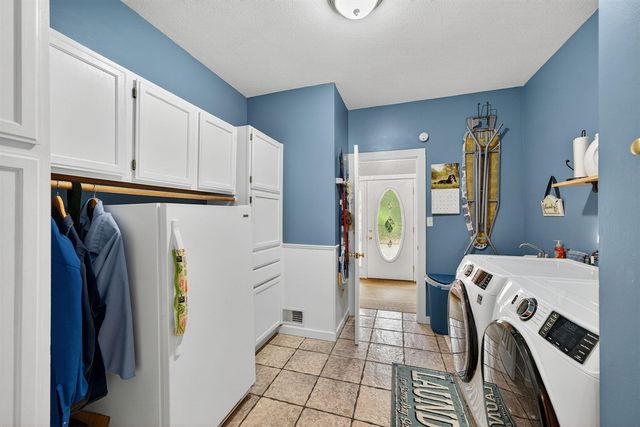 18800 County Road 681, Grand Junction, MI 49056