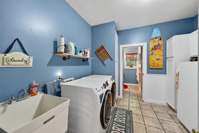 18800 County Road 681, Grand Junction, MI 49056