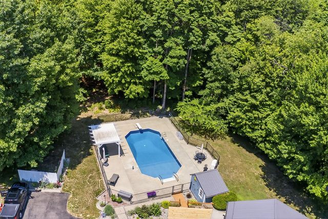 18800 County Road 681, Grand Junction, MI 49056