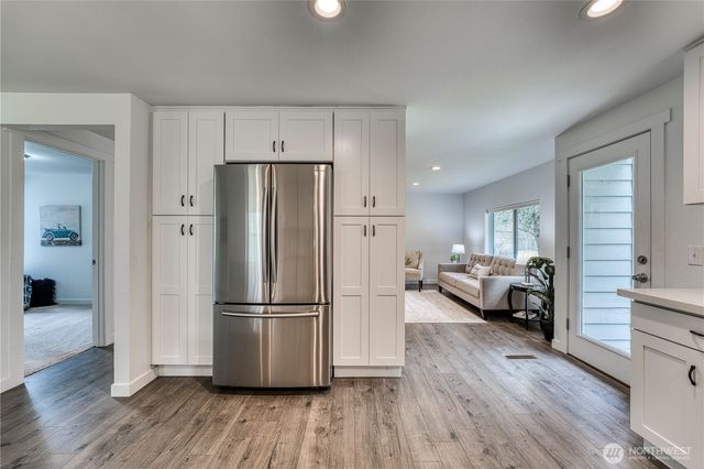 7048 NE Treemont Court, Bremerton, WA 98311