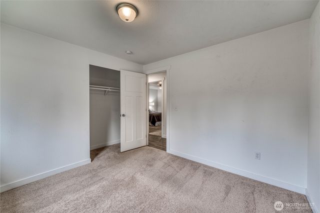 7048 NE Treemont Court, Bremerton, WA 98311