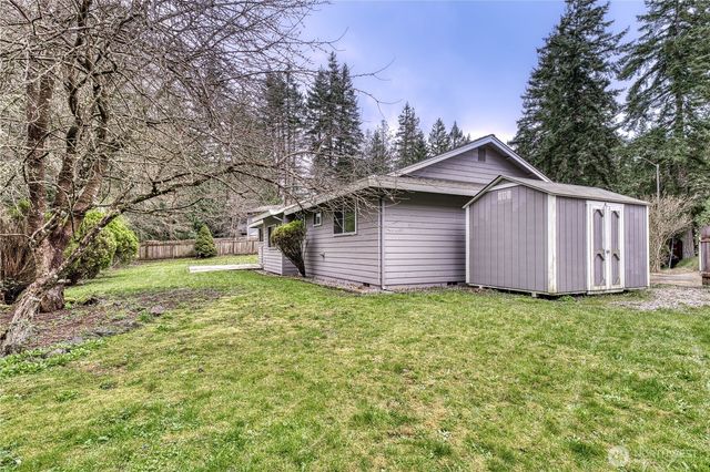 7048 NE Treemont Court, Bremerton, WA 98311