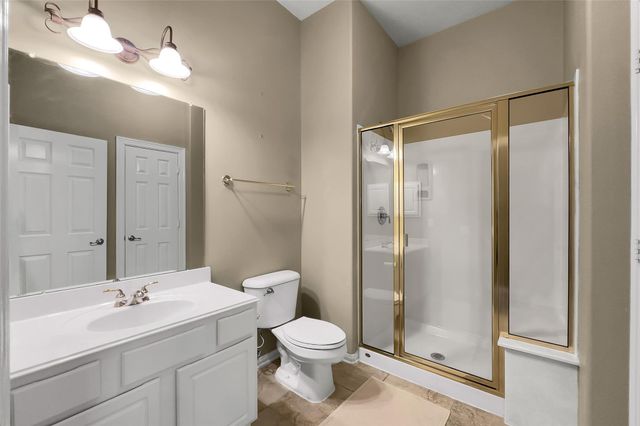 39 Yacht Harbor, Montgomery, TX 77356