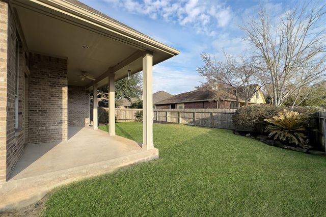 39 Yacht Harbor, Montgomery, TX 77356