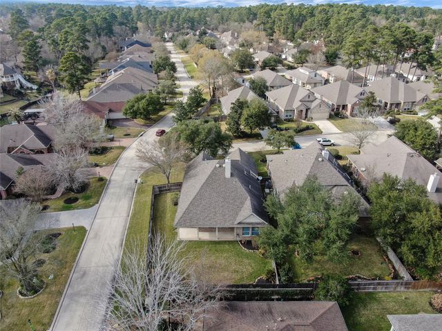 39 Yacht Harbor, Montgomery, TX 77356