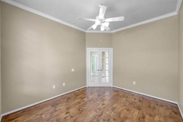 39 Yacht Harbor, Montgomery, TX 77356