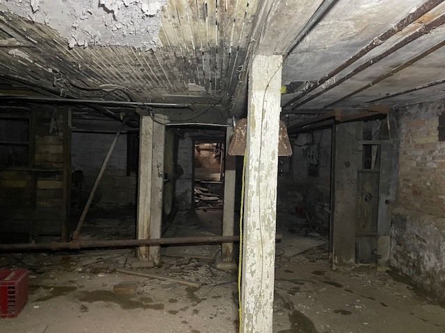 6606 S Carpenter Street, Chicago, IL 60621