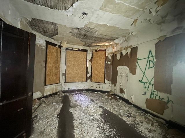 6606 S Carpenter Street, Chicago, IL 60621