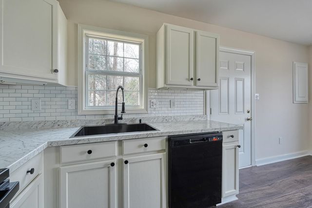 111 Kenilworth Road, Spartanburg, SC 29303