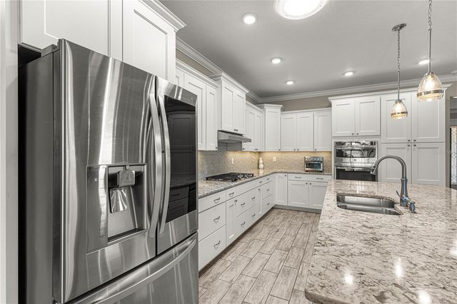 9041 SW 88TH PLACE, Ocala, FL 34481